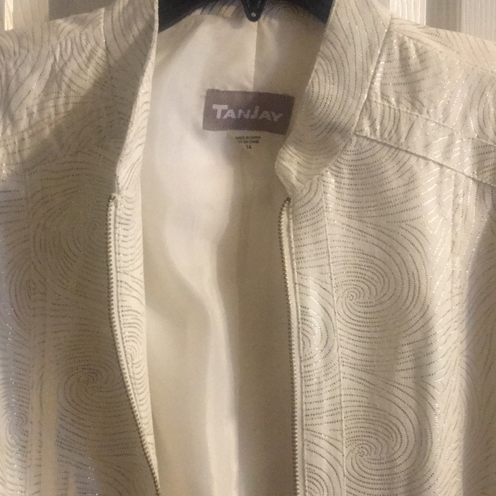 Tanjay Jacket - image 3